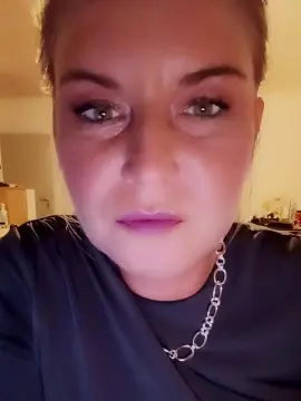 SexyhotDom  live sex cam