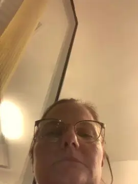 Hatleyjoker66  live sex cam