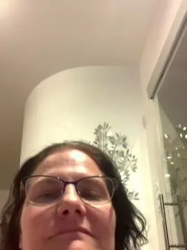 Hatleyjoker66  live sex cam