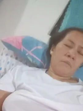 Hotmama45  live sex cam