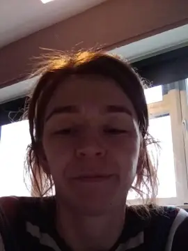 Housewife_Kirst  live sex cam