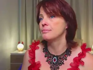 MommyMelodie  live sex cam