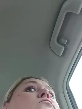 Sexybabygirlluv  live sex cam