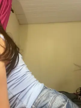 Mel_hotT  live sex cam