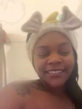 Chocolateplum  live sex cam