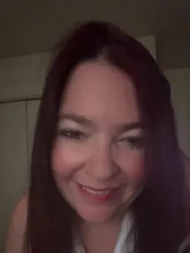 LilFoxxyBrat99  live sex cam