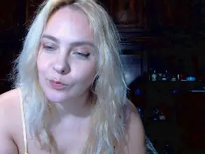 TamynaQ  live sex cam