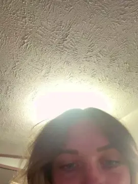 Babymama8  live sex cam