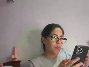 BellaAldama  live sex cam