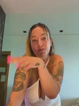 Joana29gomes  live sex cam