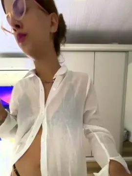 Tukii01  live sex cam