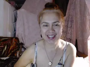 Ulduuz  live sex cam