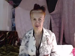 Ulduuz  live sex cam