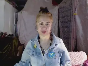 Ulduuz  live sex cam