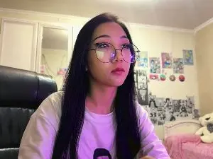 WenonaBouza  live sex cam