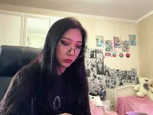 WenonaBouza  live sex cam