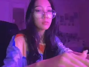 WenonaBouza  live sex cam