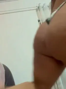 Babyhot669  live sex cam