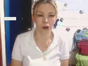 Elektra_momy  live sex cam