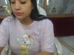 Mom_divine  live sex cam