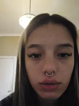 Toyharta00  live sex cam