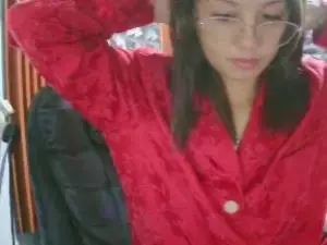 Wet_ella69  live sex cam