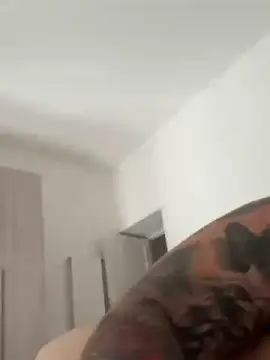 Puttana90  live sex cam