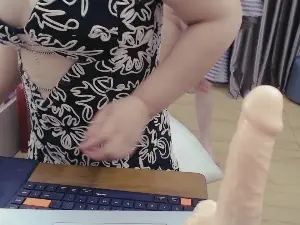 Anna_xyz  live sex cam