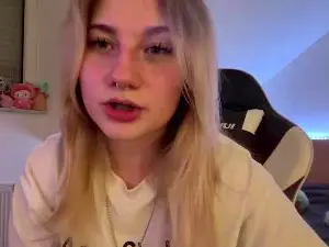 NoreneLlano  live sex cam