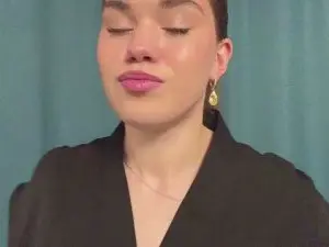 SaranConnard  live sex cam