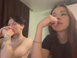LynPavlica  live sex cam