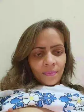 Leilane35  live sex cam