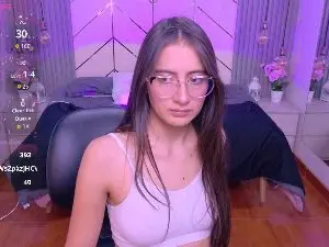 Alessiia_Moore  live sex cam