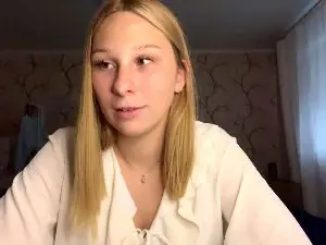 MarvaRindal  live sex cam