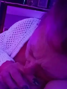 Shannon008g  live sex cam
