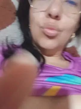 Ojitos154  live sex cam