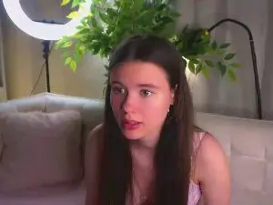 LynneForster  live sex cam