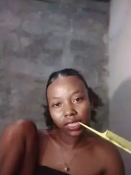Tchouina56  live sex cam