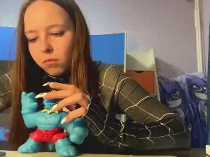 AdrianneHoeke  live sex cam