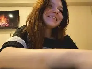 HollieDaquila  live sex cam