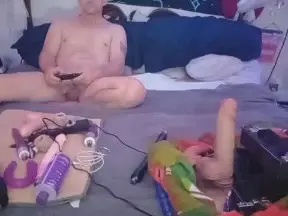 Kandycouple69  live sex cam