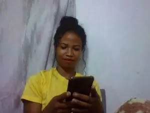 Noelysambatra  live sex cam