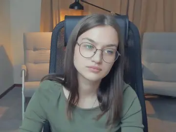 TennieTuxbury  live sex cam