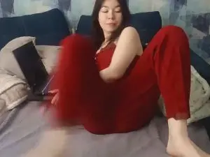 EstellLeynes  live sex cam
