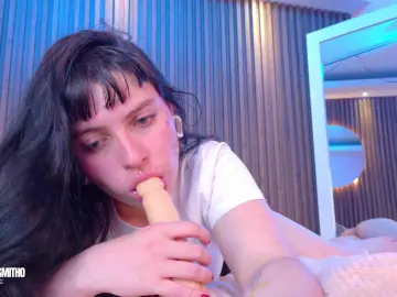 LucySmith7  live sex cam