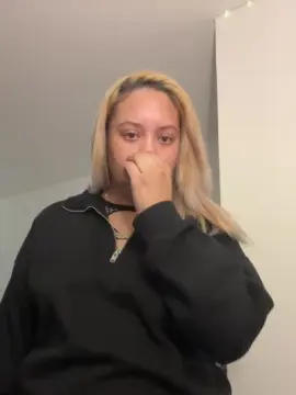 Jordynwalters  live sex cam