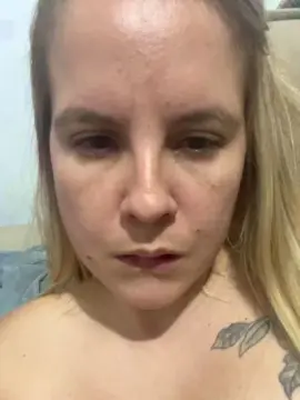 Lay200  live sex cam