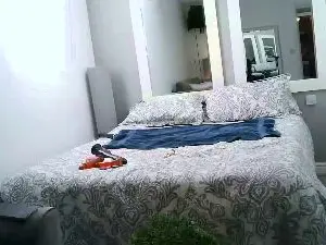 Pompellap  live sex cam