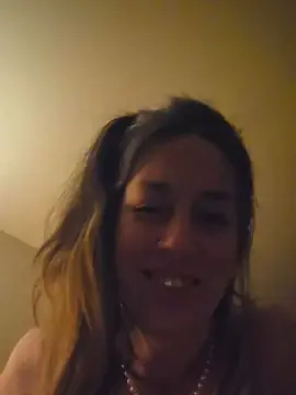 ThrobbinTea  live sex cam