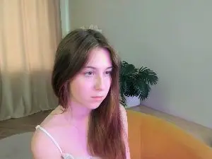 YungDowis  live sex cam